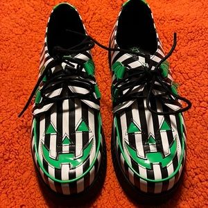 Beetlejuice jackolantern creepers!